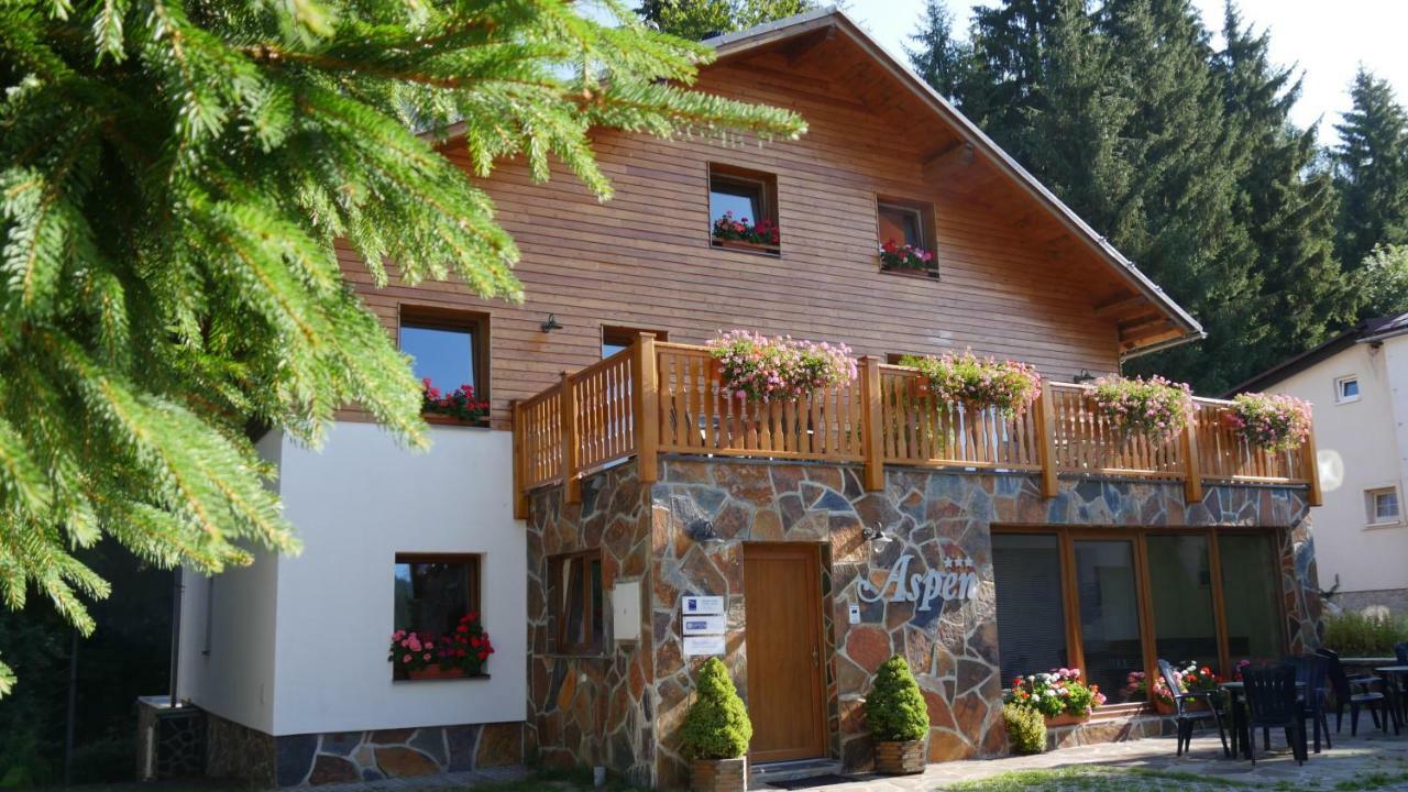 Pension Aspen Харачов Екстериор снимка